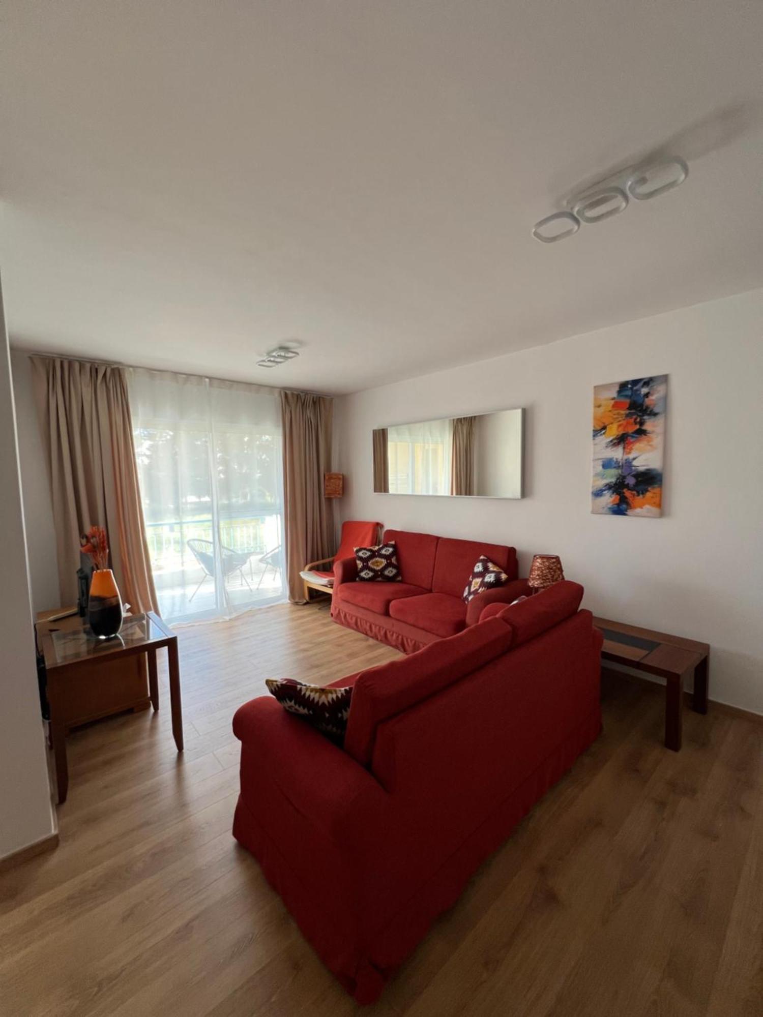 Iris Village Grand Apartment Paphos 外观 照片