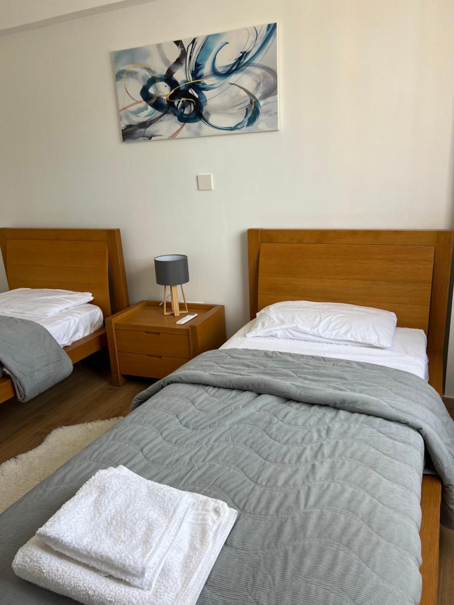 Iris Village Grand Apartment Paphos 外观 照片