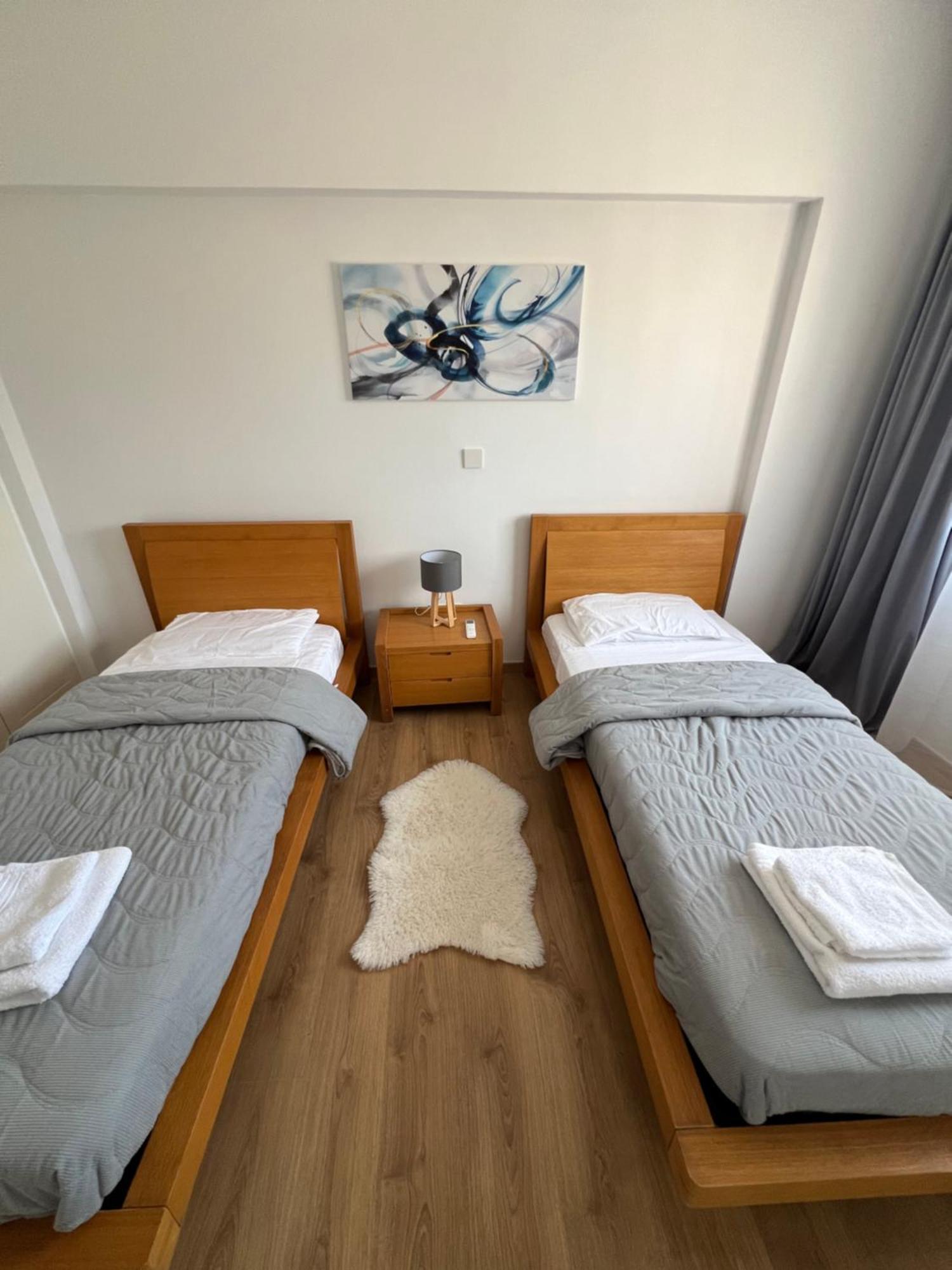 Iris Village Grand Apartment Paphos 外观 照片
