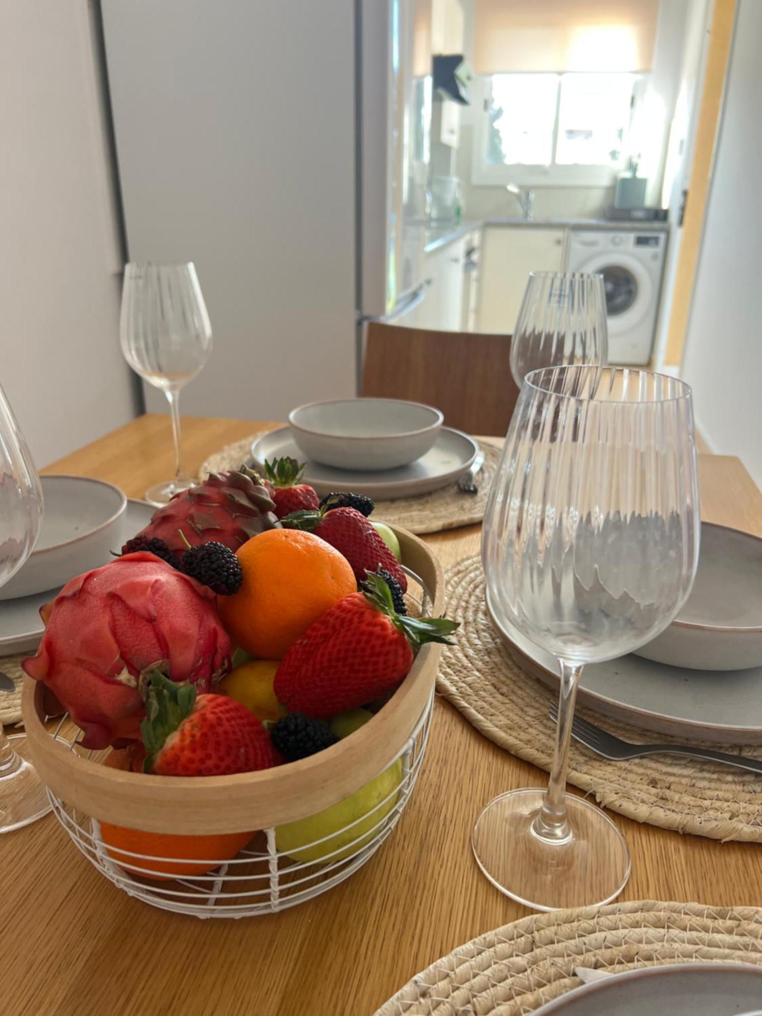 Iris Village Grand Apartment Paphos 外观 照片